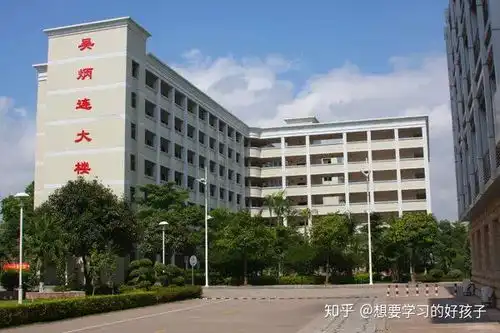2020年嘉应学院专插本招生简章解读
