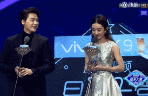 从她的胸到两米的长腿再到一尺五的细腰,杨幂的好身材就是这么来的
