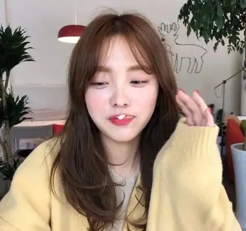 中长发这样整怎么都修颜
