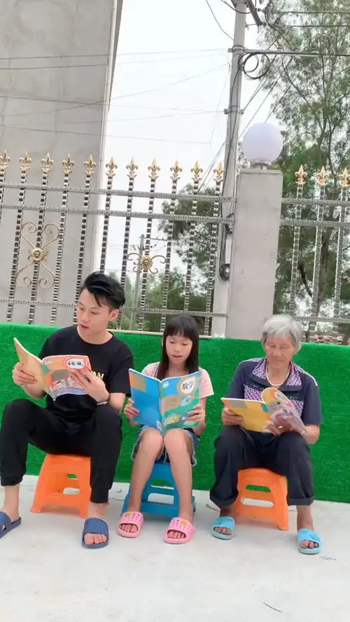 好尴尬爆笑家庭奶孙搞笑
