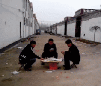 搞笑gif图片哥哥出门不要这么高调
