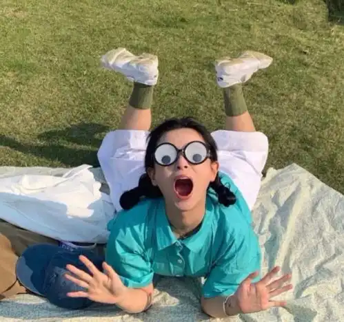 笑到说不出话的沙雕文案
