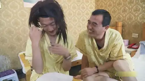 大哥按摩专挑丑女,大哥果然是大哥,口味真重,结局太搞笑了