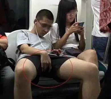 搞笑说说带图片大全搞笑说说图片带字
