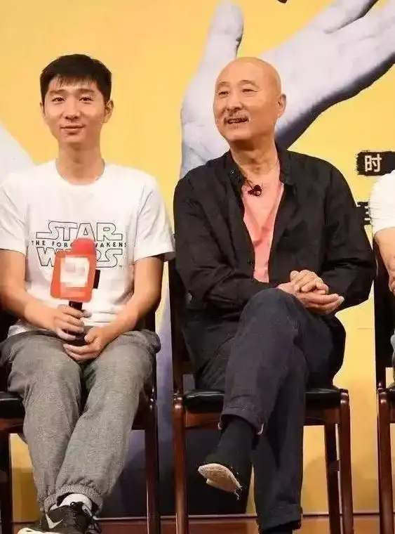 陈佩斯朱时茂台上台下大不同一个低调艺术家,一个屡曝出轨传闻
