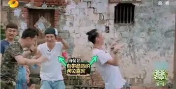 吴镇宇逗比表情盘点曾模仿王菲周润发成龙