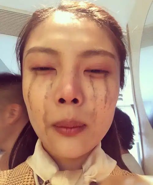 女生若天生是这3种眼型,颜值一言难尽,难怪没有人追