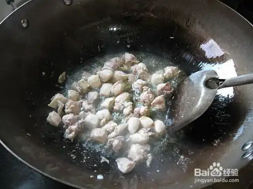 小炒兔子肉的家常做法

