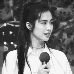 搞笑图片爆笑gif飞升的妹子
