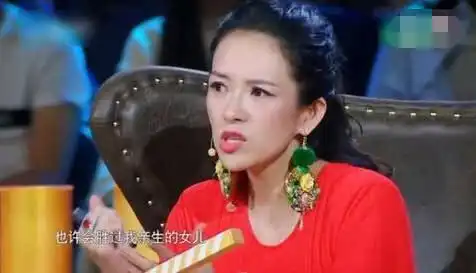 章子怡的女儿才13岁颜值即正义,网友可以出道了
