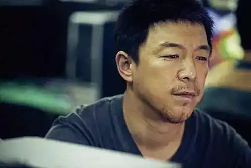 谁会拒绝一个幽默的人
