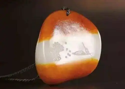 和田玉上有闪光的晶体真相原因与价值
