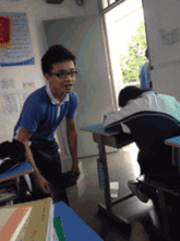 搞笑一个同事喝高了,趁酒劲给暗恋许久的女神表白,结果......
