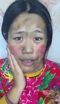花床单大姐故意扮丑化完妆那一刻,网友红配绿赛狗屁
