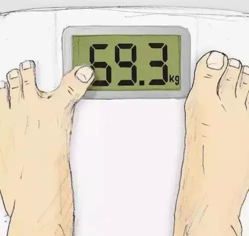 想要减肥成功,说吃一点点就吃一点点
