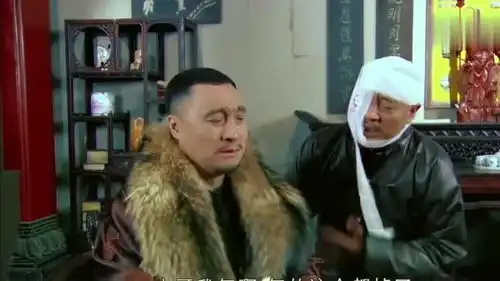 老兵赵四炸王老七家祖坟,被战神王老七打成猪头,这哭声真搞笑
