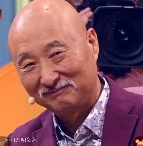 太好哭了陈佩斯朱时茂儿子重现吃面条,小品王后继有人
