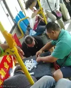 搞笑图片妹子仗剑走天涯,杀尽天下负心狗
