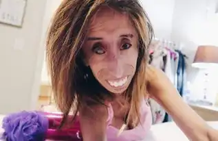 盘点世界上最丑的女人照片没有最丑只有更丑图
