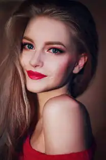 最完美的小丑女乌克兰美女就是不一样