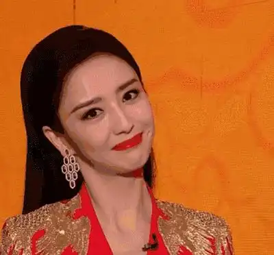 她是国家一级演员,杨丽萍说她是尤物,今春晚登台不输于佟丽娅
