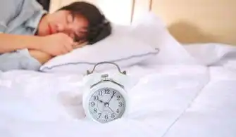 手机太好玩,还是枕头不够软,是谁偷走了你的睡眠

