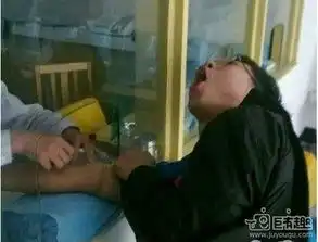 护士姐姐,你别看我,我和他不是一个班的
