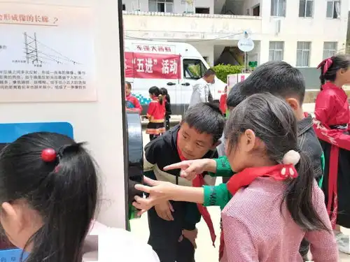 弥渡县科协七个一助推党史学习教育走深走实
