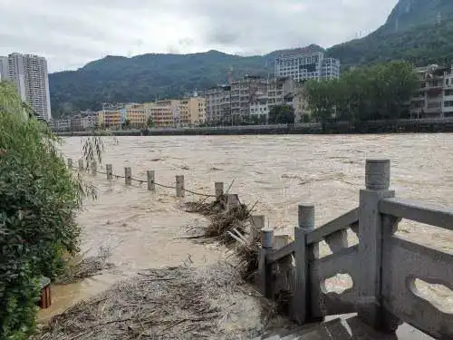 冰雹大风暴雨贵州经历入汛最大规模强对流天气
