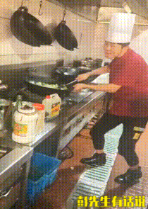 在车上偶遇清纯软妹,我该如何引起她的注意网友抢包哈哈老婆
