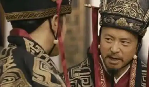 刘备看走眼放走一谋士,被曹家三代重用,其后代还出了位开国元帅
