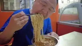 汤熬得无敌鲜自制福袋料足又有趣压轴做抹茶篮子圣代抱歉没有超市的鱼味儿淀粉球
