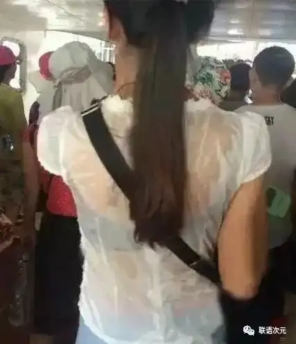 来点搞笑图片,带你重回炎热的夏天
