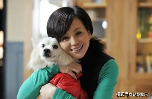 雪姨王琳高调征婚,两婚两离仍期待爱情,51岁保养有方风情万种
