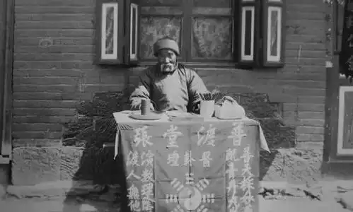 罕见老照片100年前的中国大城市,发展到什么水平
