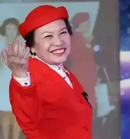 最丑女星余慕莲一生未婚,无儿无女,却用退休金捐建学校
