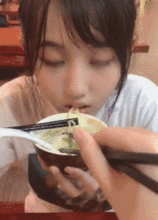 gif搞笑趣图哎现在娶个媳妇真是太不容易了
