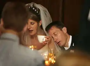婚礼上让人哭笑不得的搞笑图片
