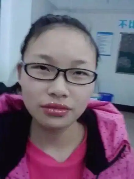 被人打击过后的丑女也有春天
