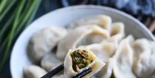 我家女儿最馋这饺子馅,每次都要连吃3天,每顿都吃20个,太香了
