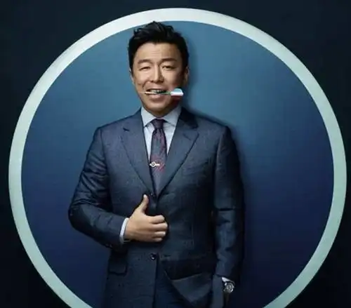 黄渤,从酒吧驻唱到知名演员,人生可以有很多个转折点
