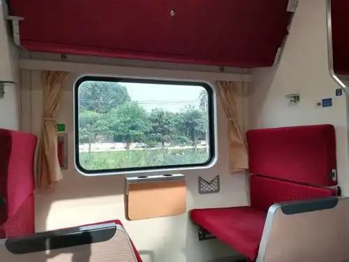一列全是卧铺没有硬铺的火车,不用抢卧铺票,为何有人吐槽很煎熬
