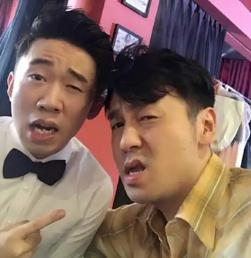 雷佳音二重身份曝光,不去拜师郭德纲学相声太可惜
