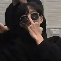 男孩子搞笑头像图片
