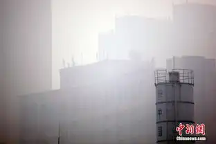 乌鲁木齐出现重度雾霾天气
