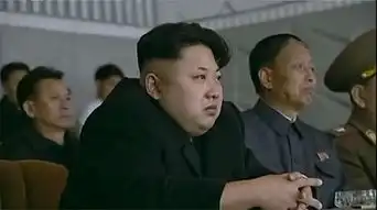 金正恩看演出想起父亲和爷爷激动落泪组图
