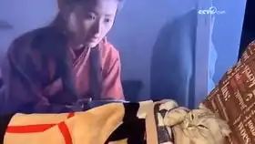 大朗哥哥起来喝药了,全网挑战最毒的毒药大朗吃药了夫妻搞笑