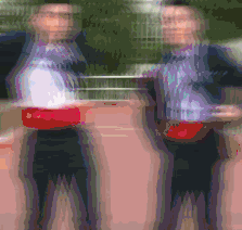 搞笑gif图到了你们的地盘,我要先忍着
