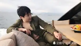 自称军艺校草比杨洋还帅的沈腾又把网友逗乐了,网友腹肌真大