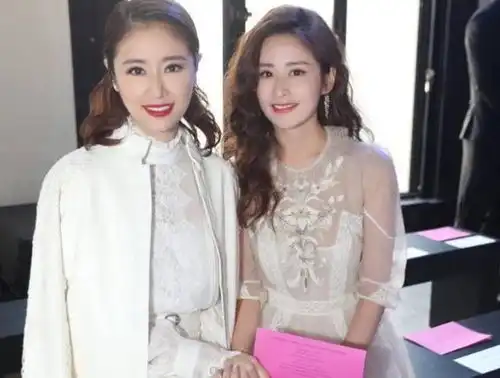 这还是那漂亮的林心如吗为什么老是被人拍到丑到爆的照片
